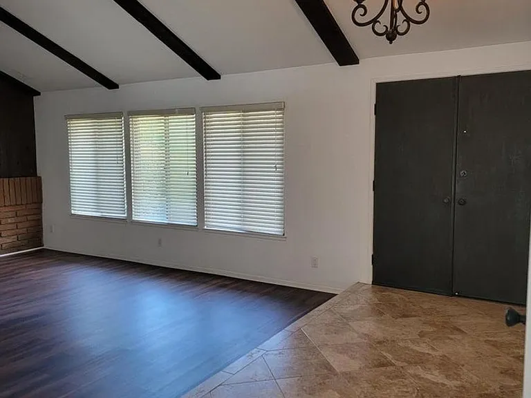 28910 Calabria Dr — Photo 14