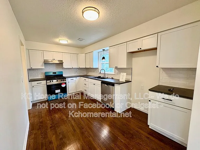 307B E Main St — Photo 8