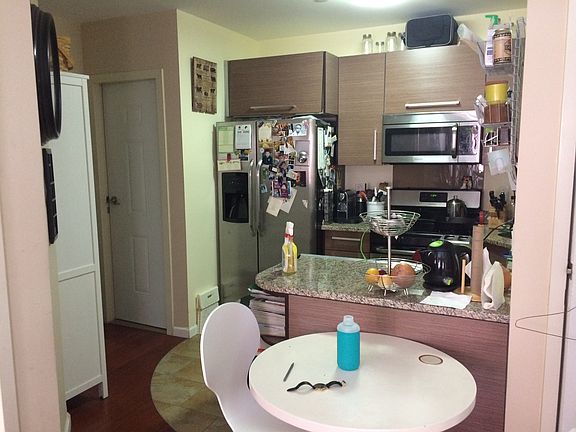 5th image of 213 Kingsland Ave APT 2R