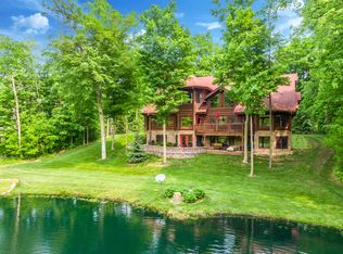 7766 Hidden Ridge Ln, Northville, MI 48168