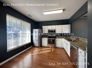 6856 Rothchild Dr, Charlotte, NC 28270