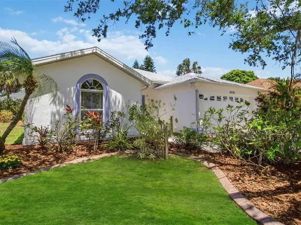 6228 38th St E, Bradenton, FL 34203