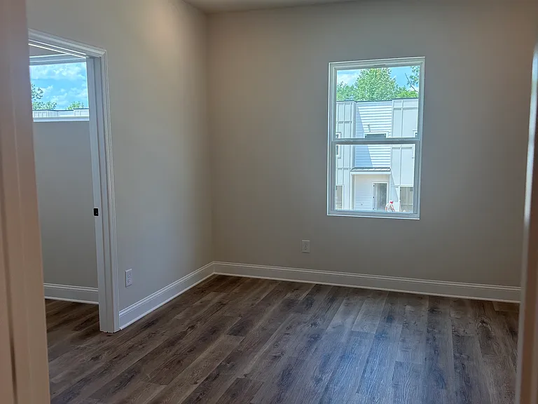 101 Asbury Dr NW #11 — Photo 21