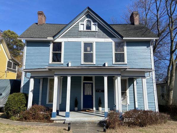 806 Deery St