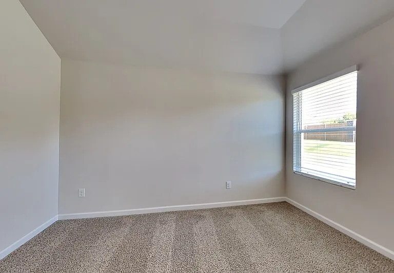 11724 SW 29th Ter — Photo 7