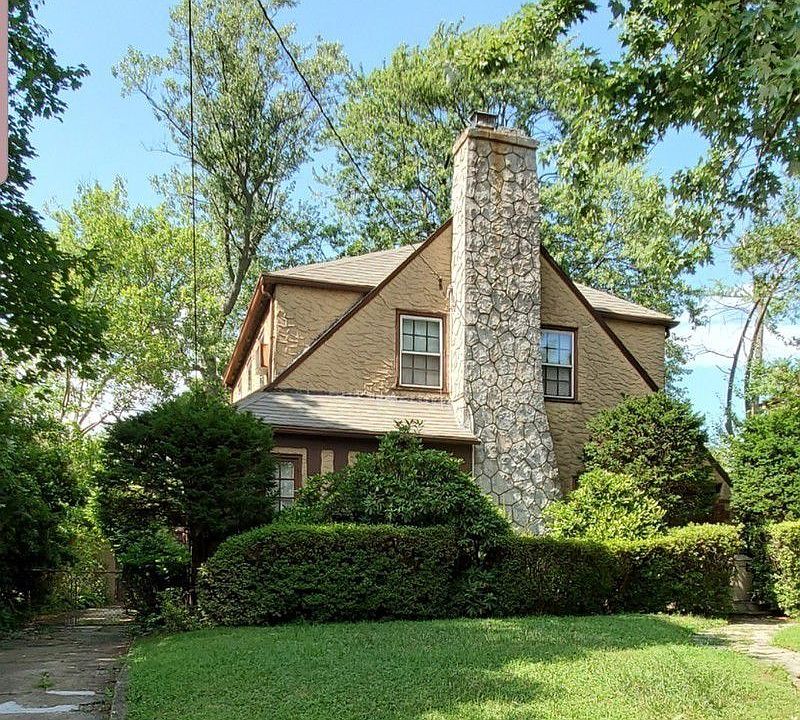 1st image of 24211 Van Zandt Ave