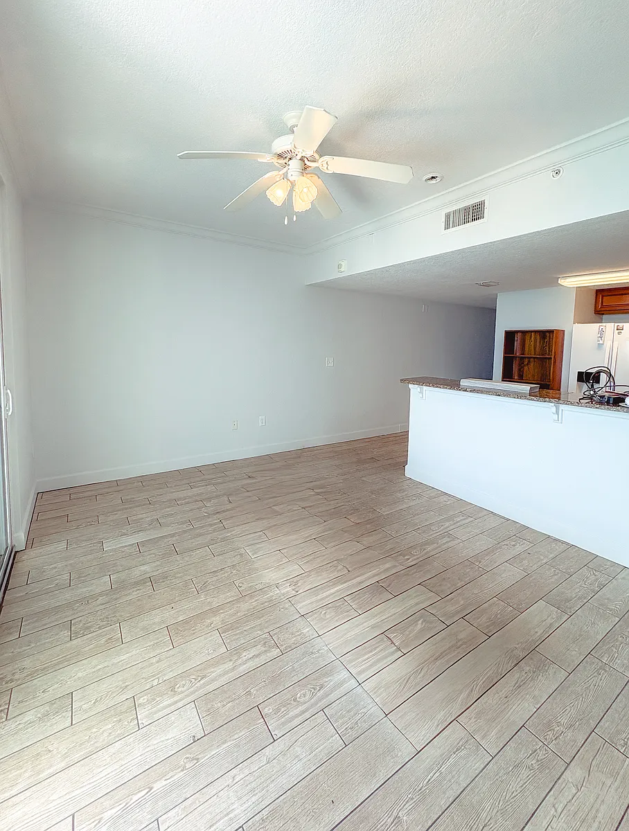 Building Photo - 154 Ethel Wingate Dr #705