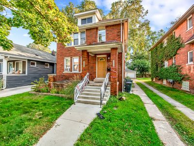 240 E Marshall St, Ferndale, MI, 48220