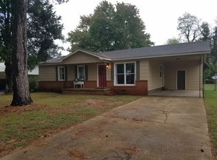 404 Clearview St SW, Decatur, AL 35601
