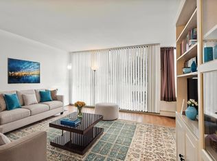 4200 Mayberry St #204, Burnaby, BC