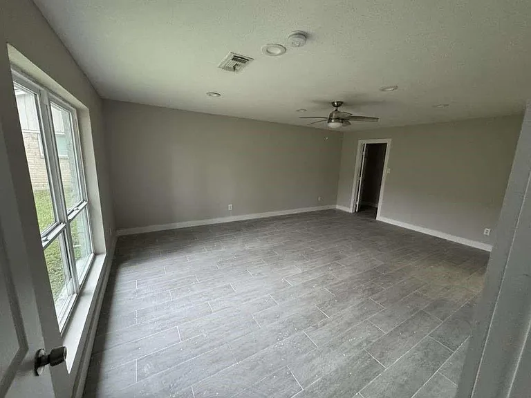 529 Brandon Rd — Photo 11