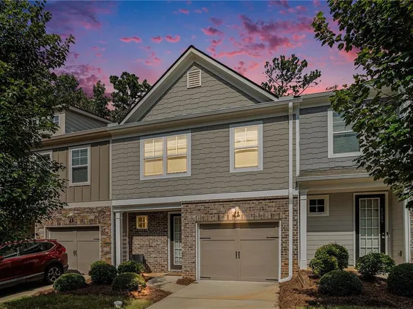 5211 Madeline Pl, Stone Mountain, GA 30083
