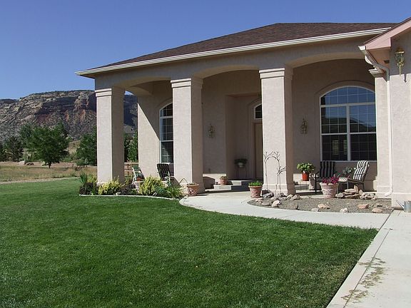 2nd image of 345 Serpents Trail Dr