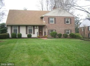 8420 Masters Ct, Alexandria, VA 22308