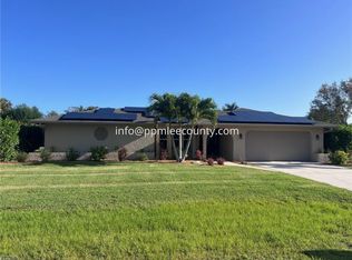 3705 Stoneridge Ct, Fort Myers, FL 33908