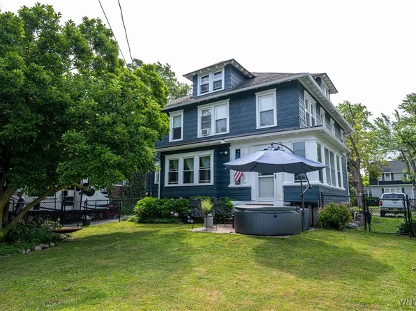 10 Taft Pl, Dunkirk, NY 14048