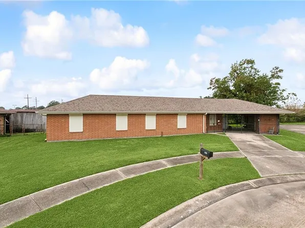 936 Candlelight Ct, Marrero, LA 70072