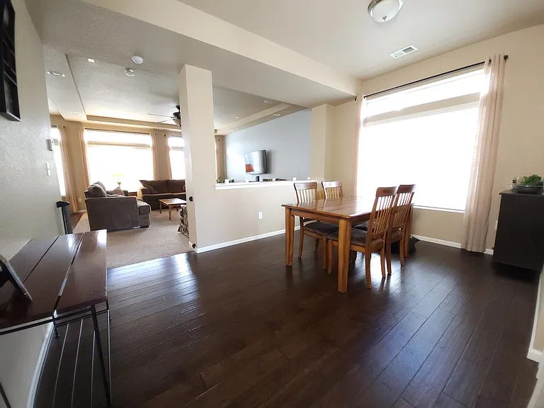 8392 Longleaf Ln — Photo 5