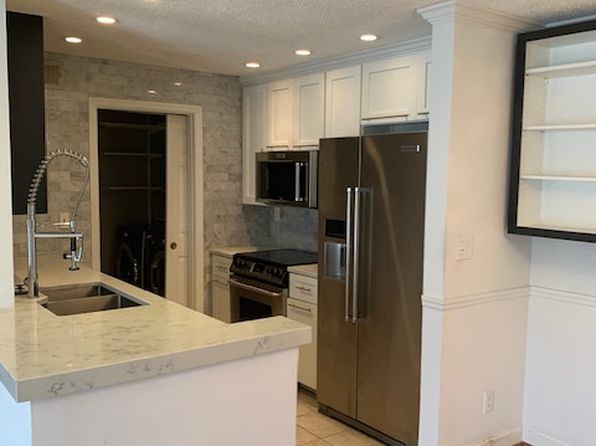 613 Granville Ct Unit 613