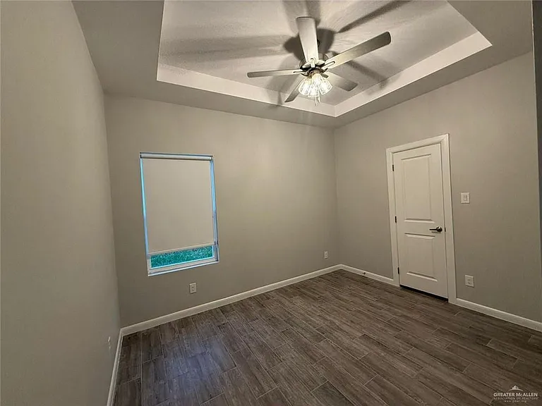 816 Dove Ave #2 — Photo 14