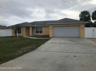 384 Ontario St NW, Palm Bay, FL 32907