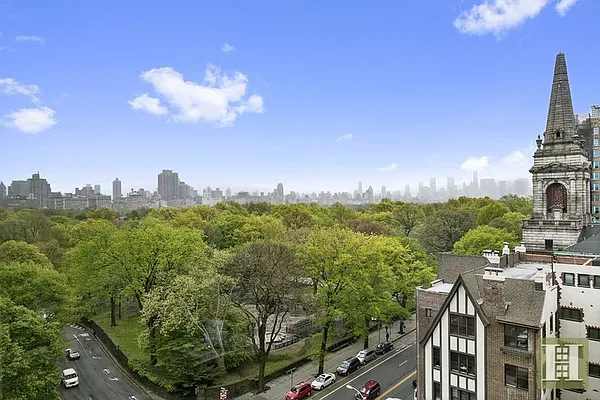 Rented by Halstead Real Estate | media 18