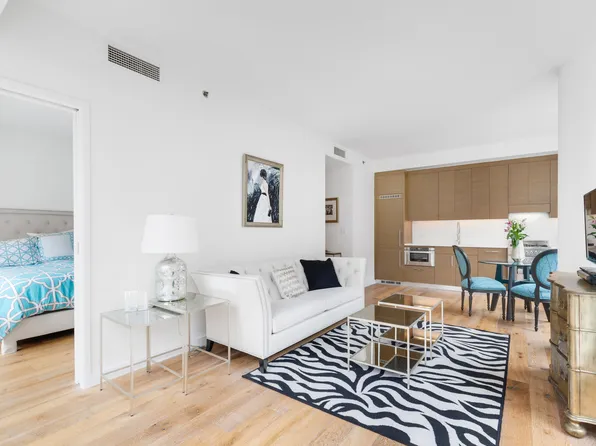 325 Lex Avenue 11B image 3 of 10