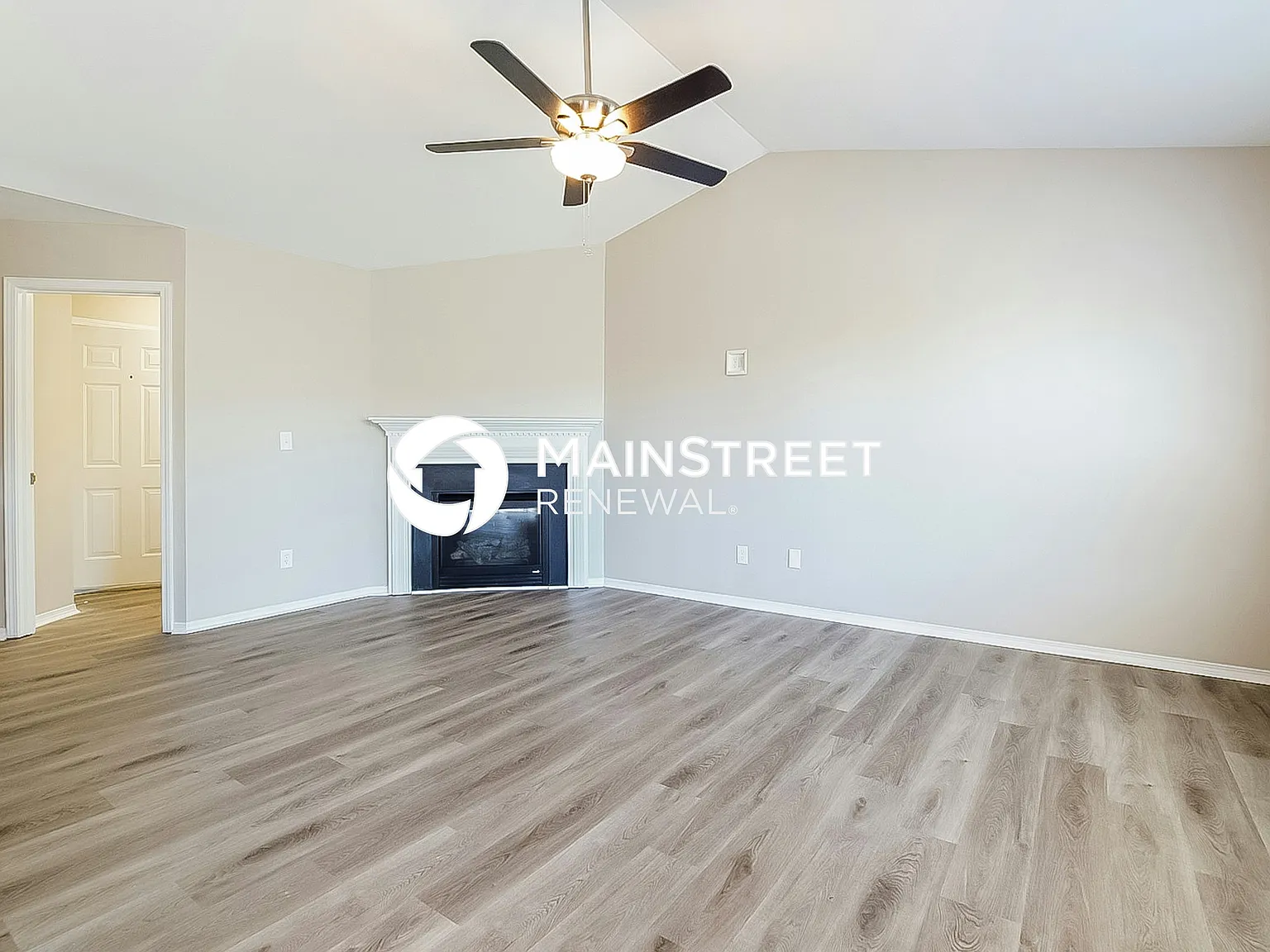 1005 Narcissus Ct — Photo 4