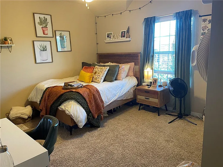 305 Holleman Dr E #605 — Photo 11
