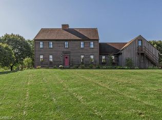 6820 Kennard Rd, Medina, OH 44256