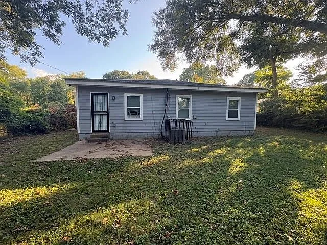 4 bed, 2.0 bath, 1478 sqft, $1,600 — Photo 2