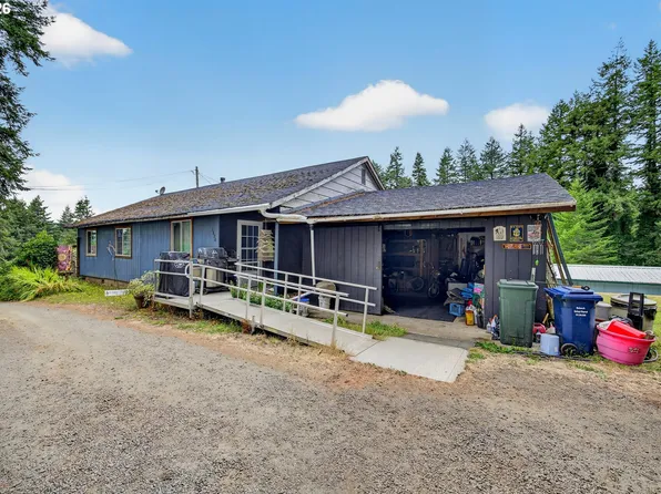 1570 N Irving St, Coquille, OR 97423
