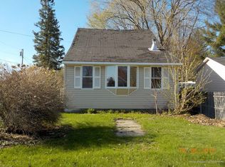 14 Locust St, Skowhegan, ME 04976