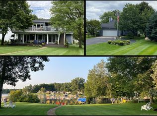 11289 E Royal Rd, Stanwood, MI 49346