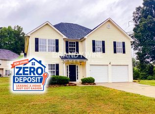 2025 Newton Estates Dr, Ellenwood, GA 30294