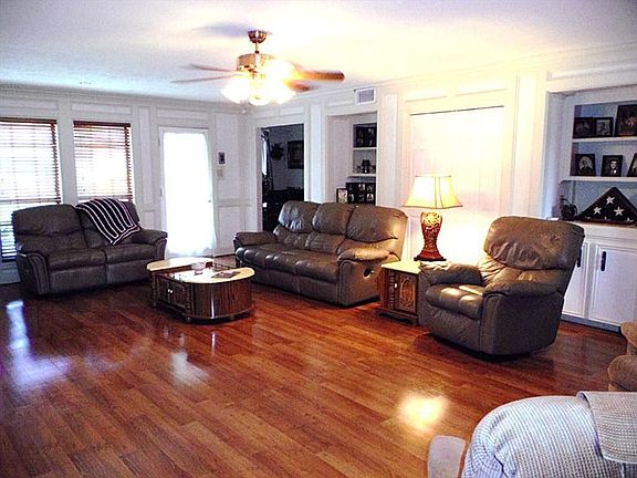 4th image of 22015 Joshua Kendall Ln