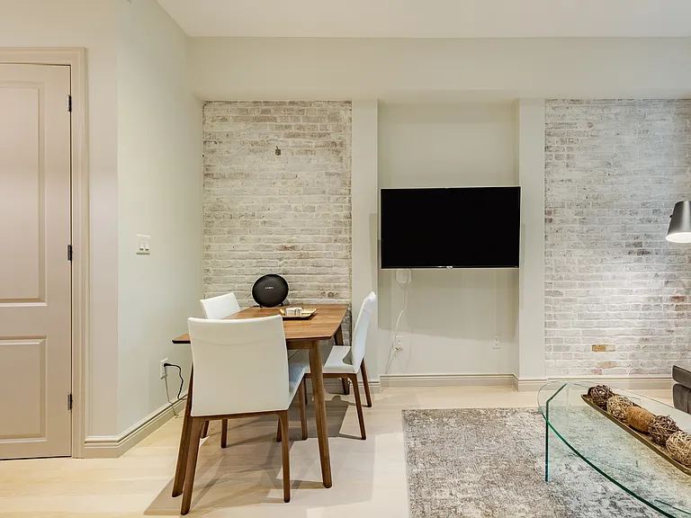 405 E 78th St #4B — Photo 10
