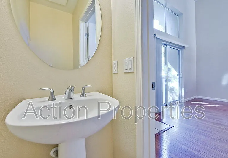 169 Bel Air Ct — Photo 20