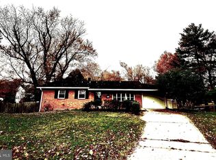 5 Charen Ct, Rockville, MD 20854