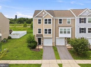 1147 Stallion St, Ranson, WV 25438