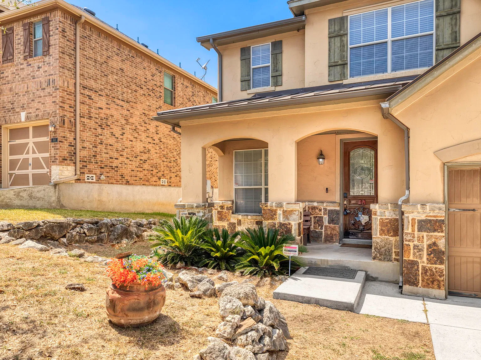 4 bed, 3103 sqft, $2,995 — Photo 3