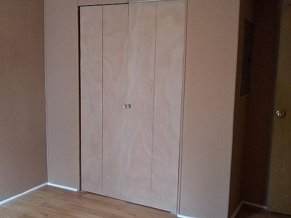 3rd image of 129 Bel Aire Dr