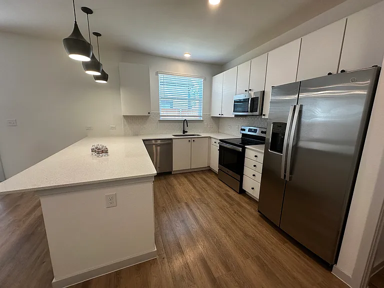 Barbarosa Rd — Photo 18