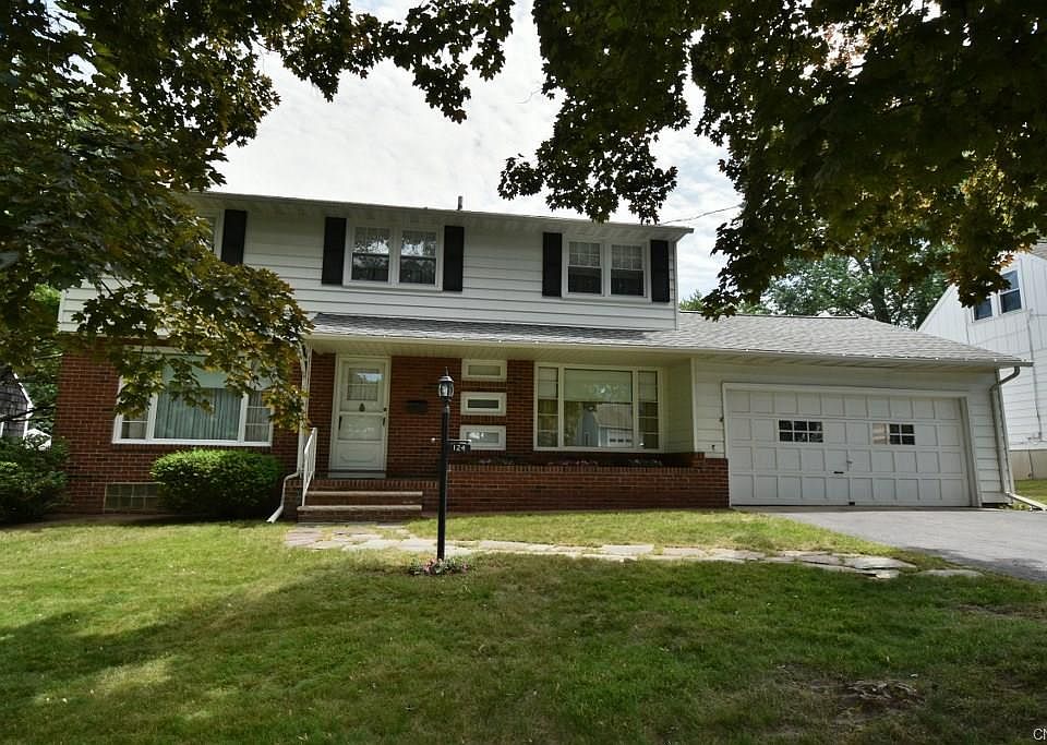 1st image of 124 Iroquois Ln