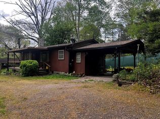 250 Cedar Hills Dr, Franklin, NC 28734