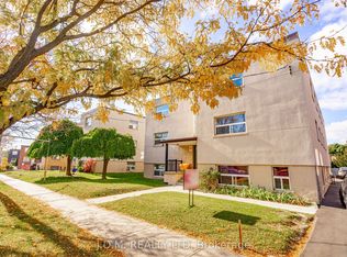 2428 Keele St, Toronto, ON M6L2N2