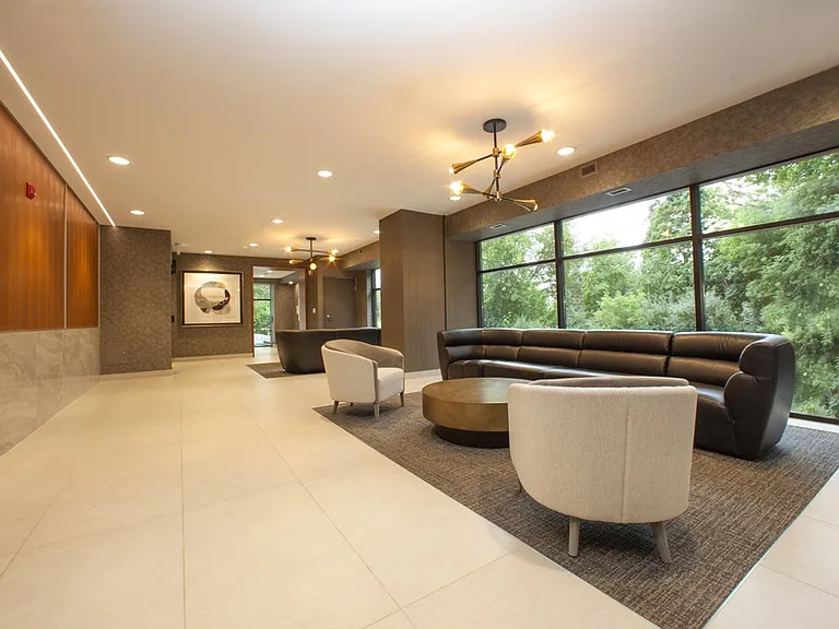 108 Edgehill Dr — Photo 9