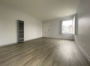 Pinnacle Regent, Inglewood, CA 90301