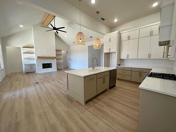 3rd image of 3521 142nd St