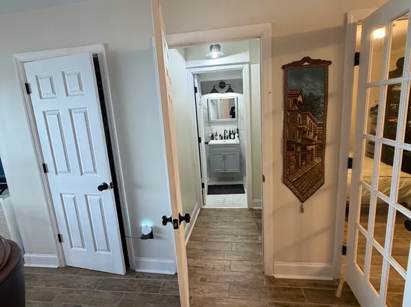 1203 River Road image 16 of 29